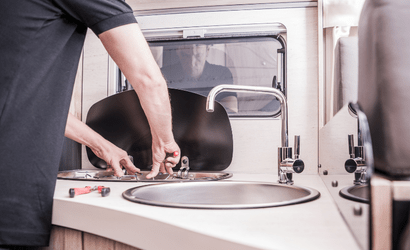 Gasprüfung an Wohnmobil Küche durch Autowerkstatt Delmenhorst Kfz-Werkstatt Bremen